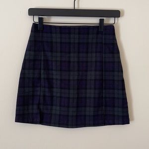 BRANDY MELVILLE SKIRT